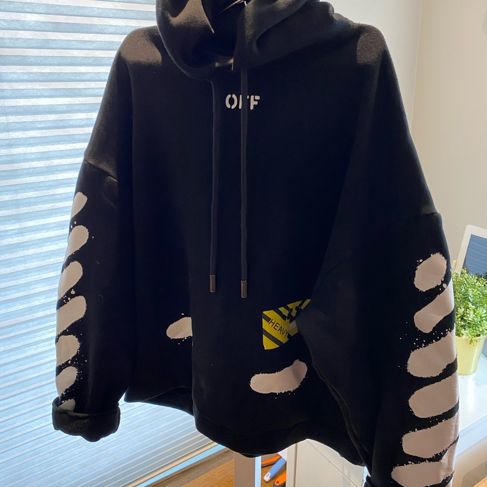 Main label sweatshirt